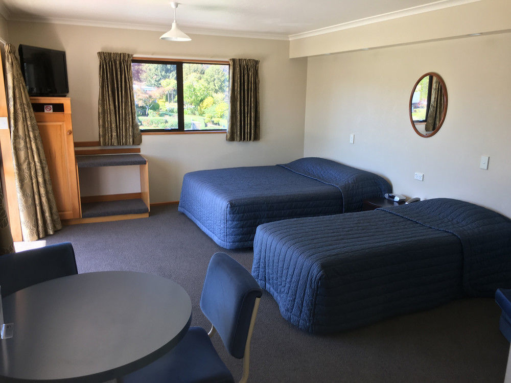 Lakeside Motel & Apartments Te Anau Exterior foto