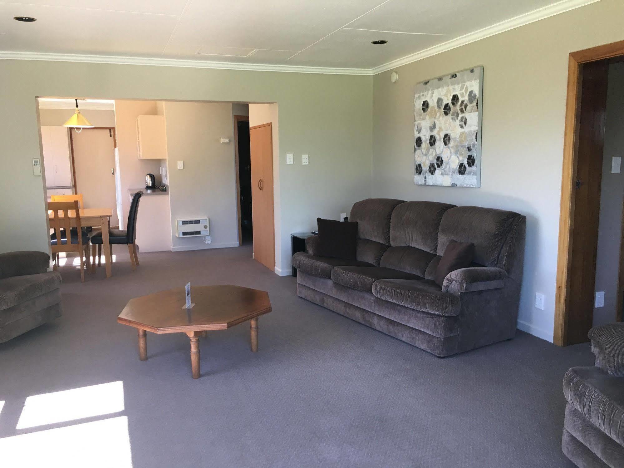 Lakeside Motel & Apartments Te Anau Exterior foto