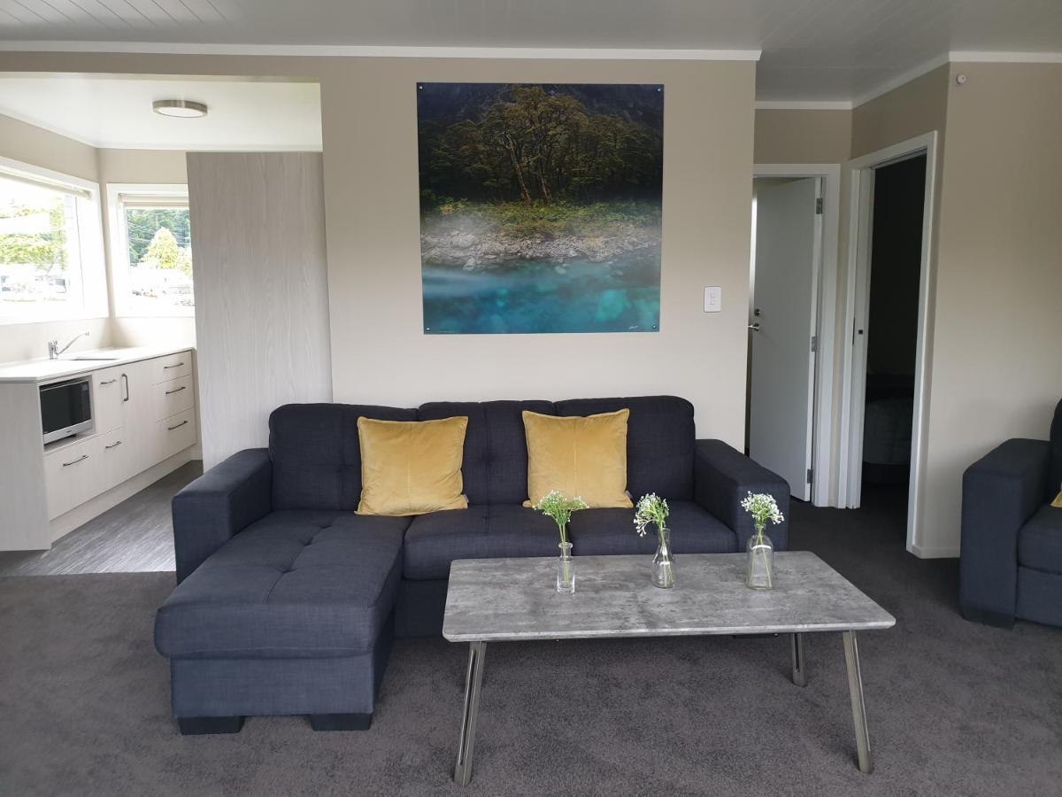 Lakeside Motel & Apartments Te Anau Exterior foto