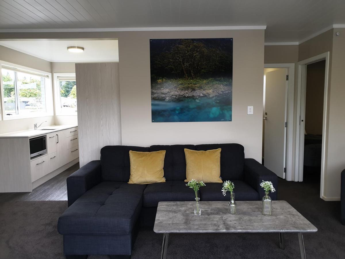 Lakeside Motel & Apartments Te Anau Exterior foto